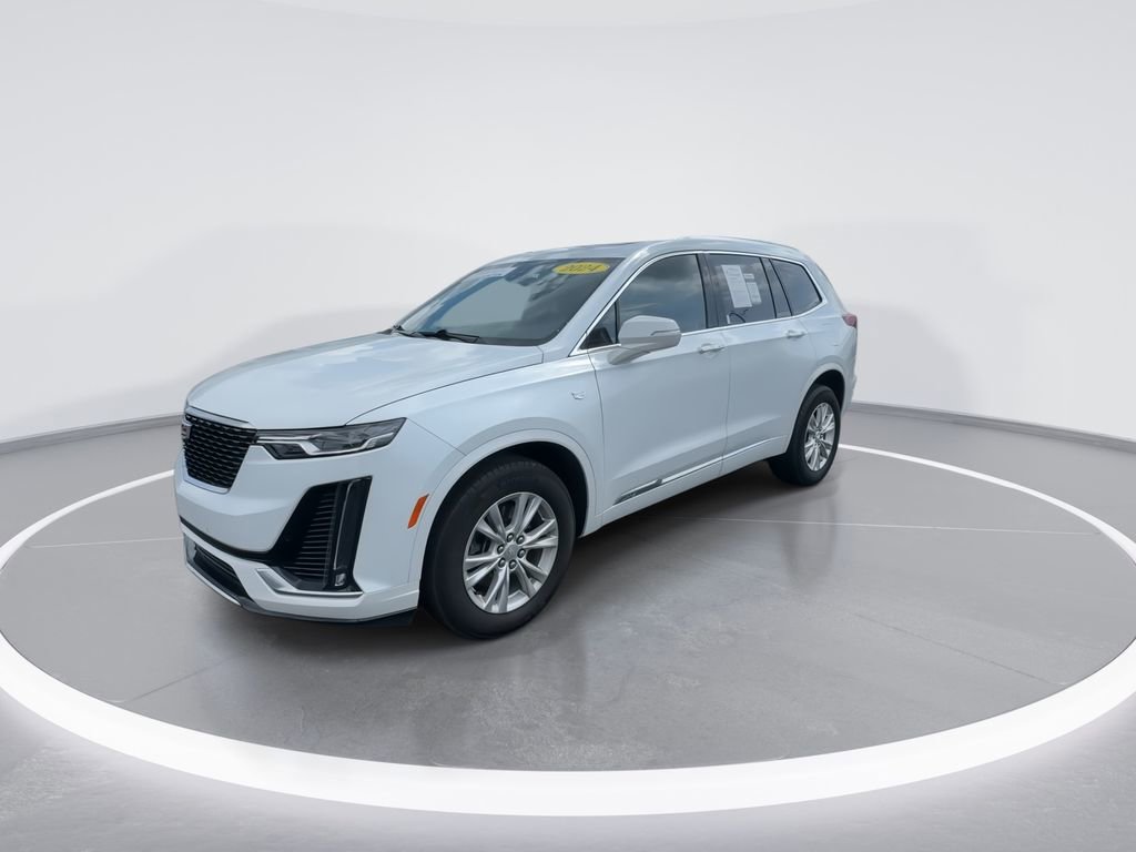 Used 2024 Cadillac XT6 Luxury w/ LPO, Floor Liner Package image 4