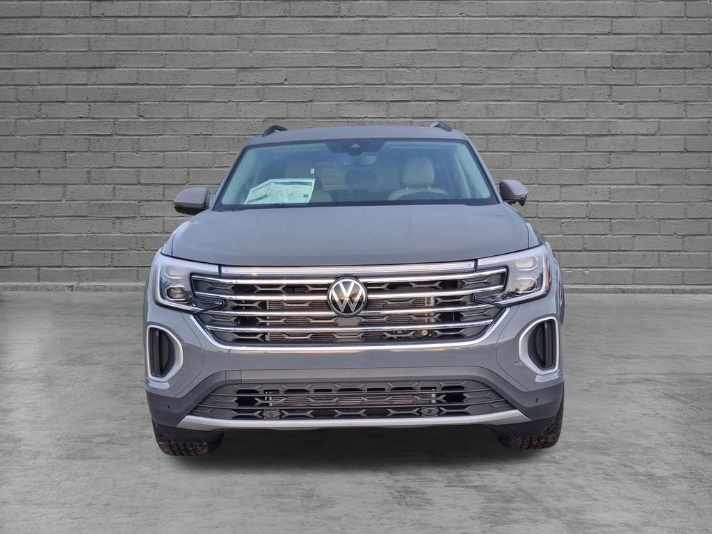 New 2026 Volkswagen Atlas SE FWD image 2