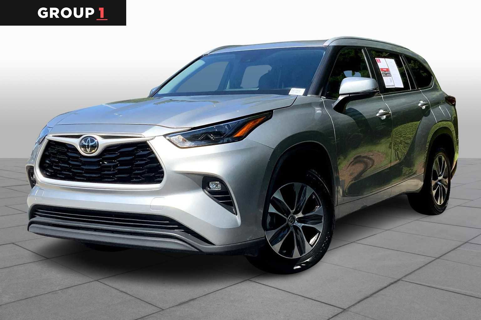 Used 2023 Toyota Highlander XLE