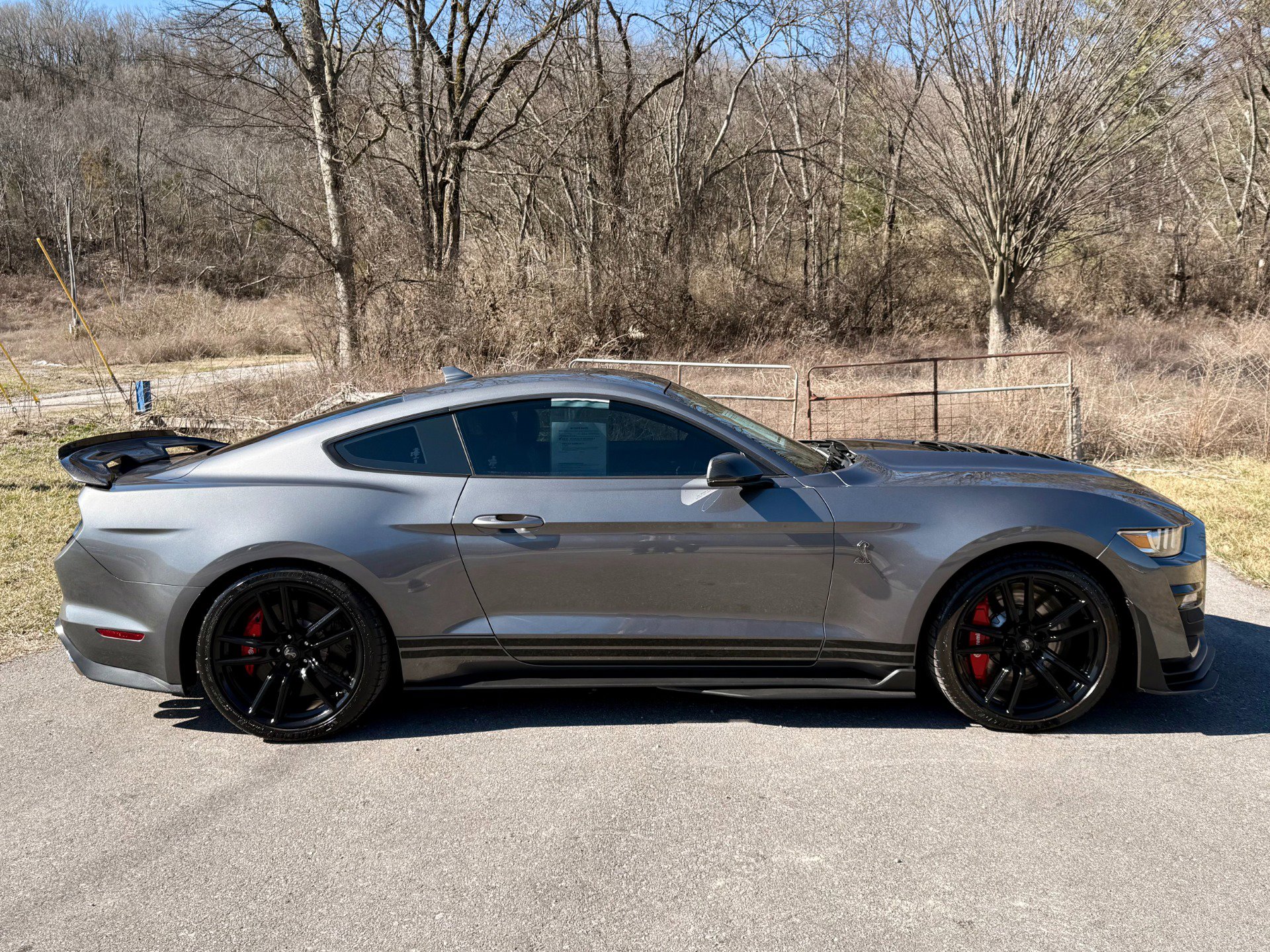 Used 2021 Ford Mustang Shelby GT500 w/ Technology Package image 8