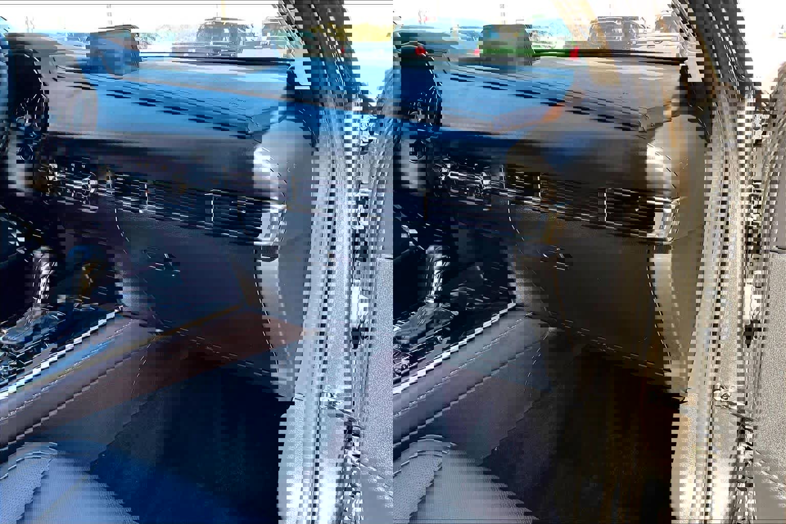 Used 2021 MAZDA CX-30 AWD 2.5 S w/ Premium Package image 19