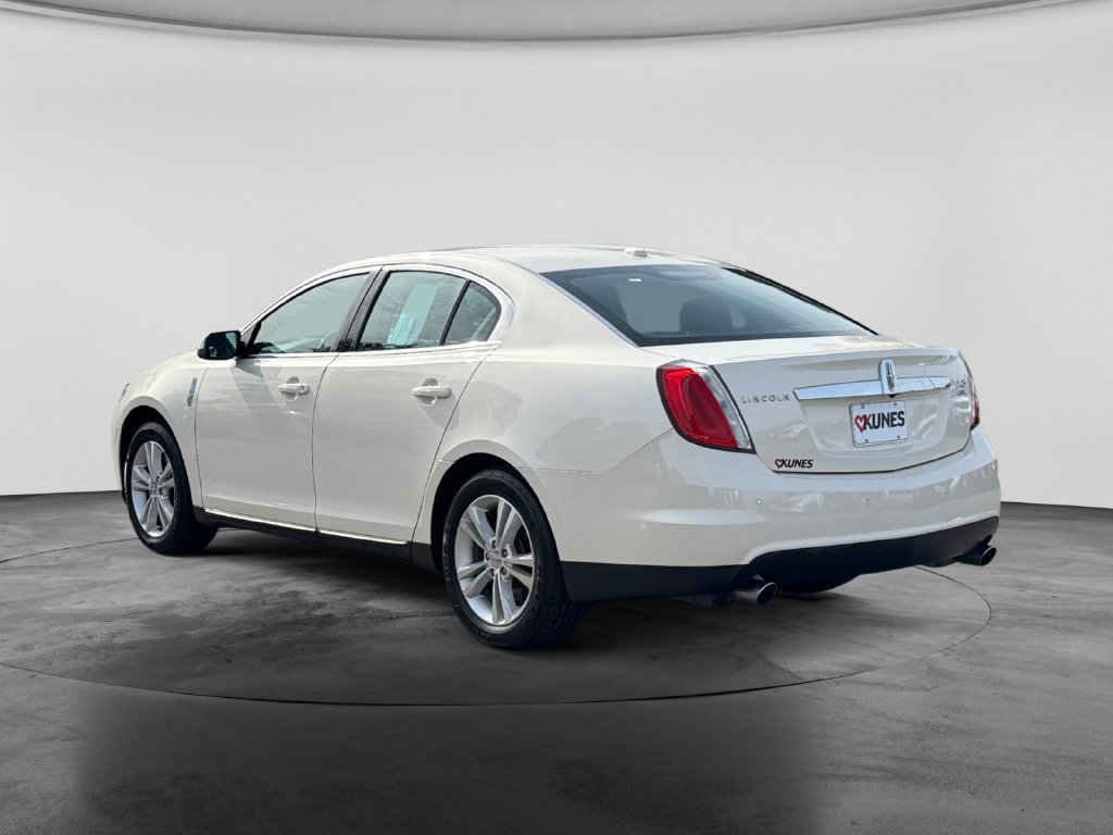 Used 2009 Lincoln MKS AWD image 7