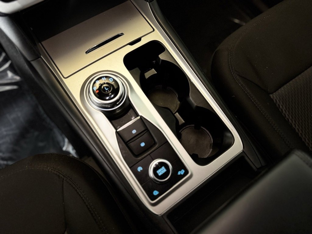 Used 2023 Ford Explorer XLT image 16