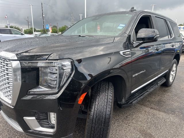 Used 2024 GMC Yukon Denali w/ Advanced Technology Package image 4