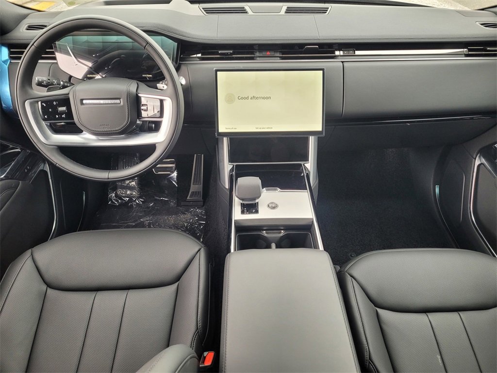 New 2025 Land Rover Range Rover SE image 8