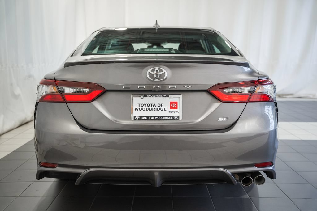 Used 2024 Toyota Camry SE w/ Cold Weather Package FWD image 5