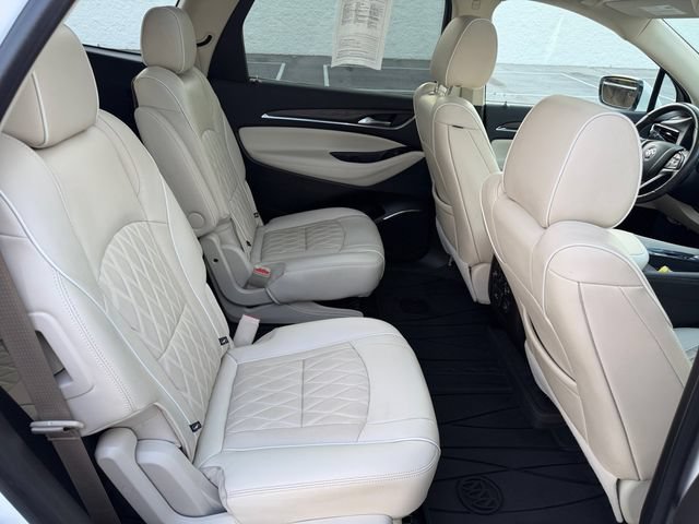 Used 2023 Buick Enclave Avenir w/ Avenir Technology Package AWD/4WD image 16