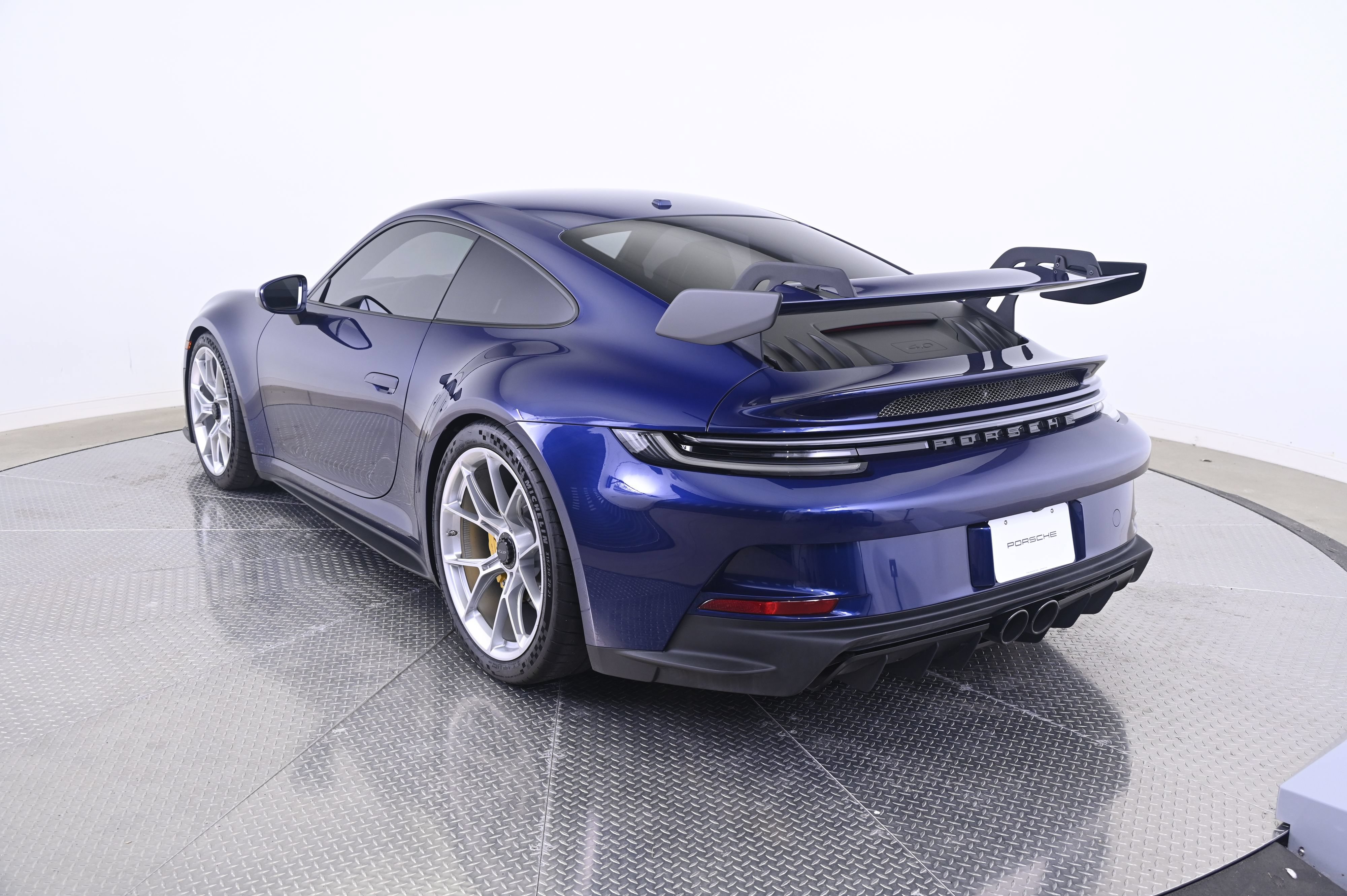 Certified 2024 Porsche 911 GT3 RWD image 3