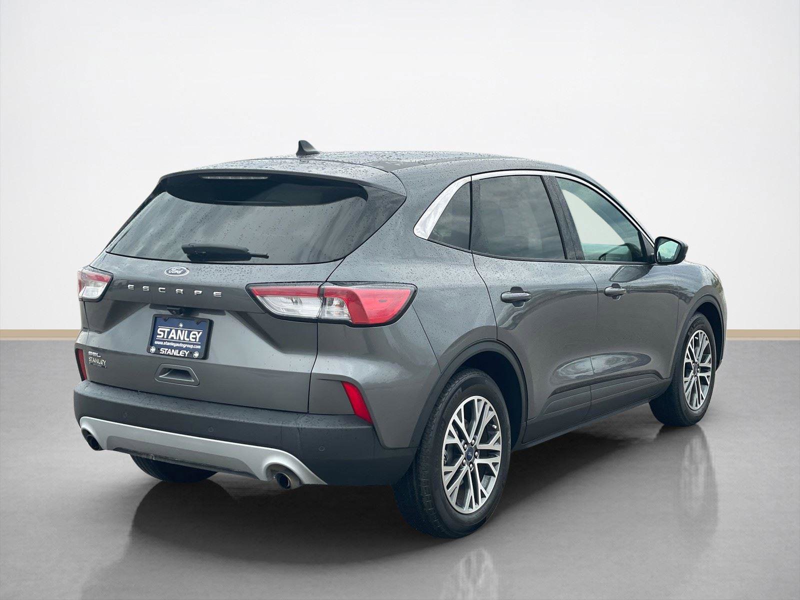 Used 2022 Ford Escape SEL image 7