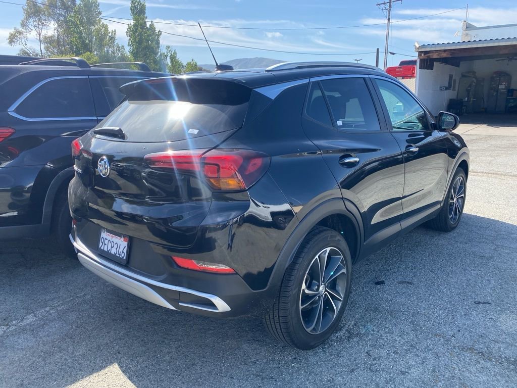 Used 2023 Buick Encore GX Select FWD image 3