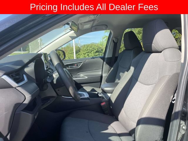 Used 2024 Toyota RAV4 XLE AWD/4WD image 20