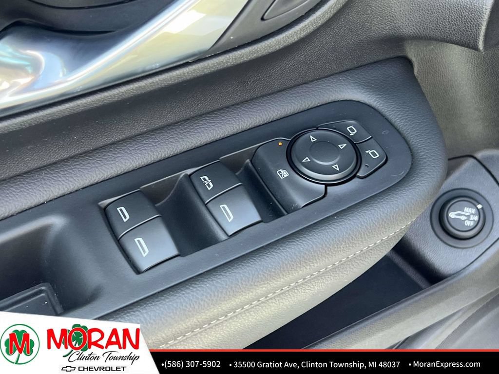 Certified 2023 GMC Terrain SLT w/ Elevation Edition AWD/4WD image 17