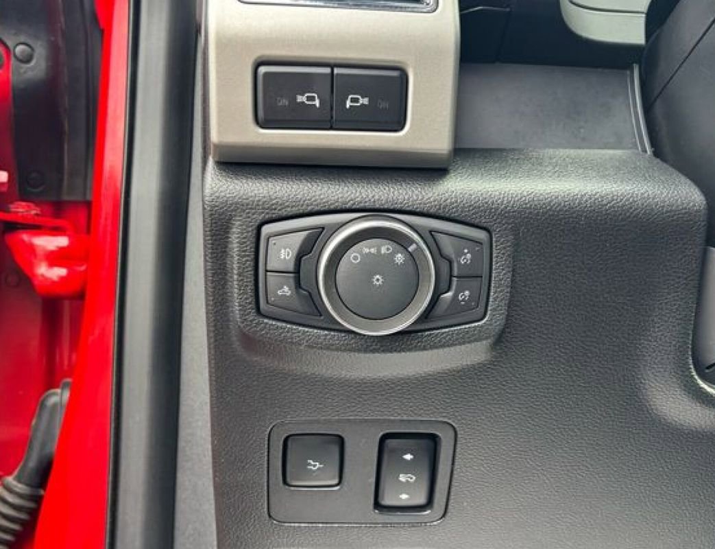 Used 2021 Ford F250 Lariat w/ Lariat Ultimate Package image 19