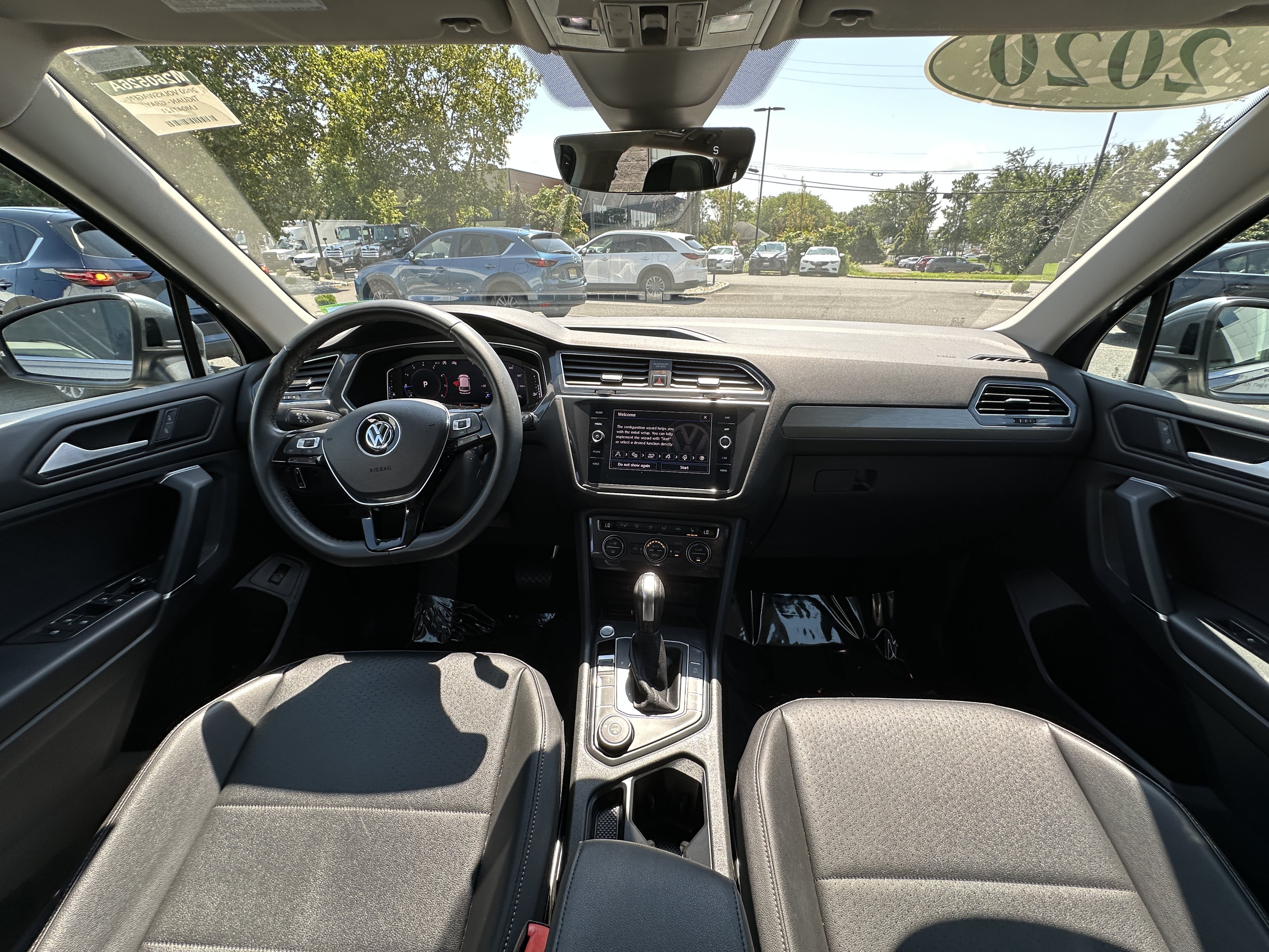 Used 2020 Volkswagen Tiguan SEL AWD/4WD image 10