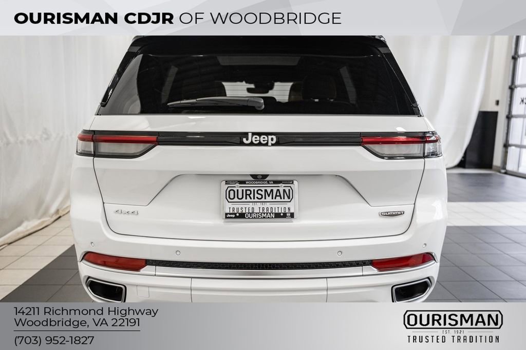 Certified 2024 Jeep Grand Cherokee Summit image 6