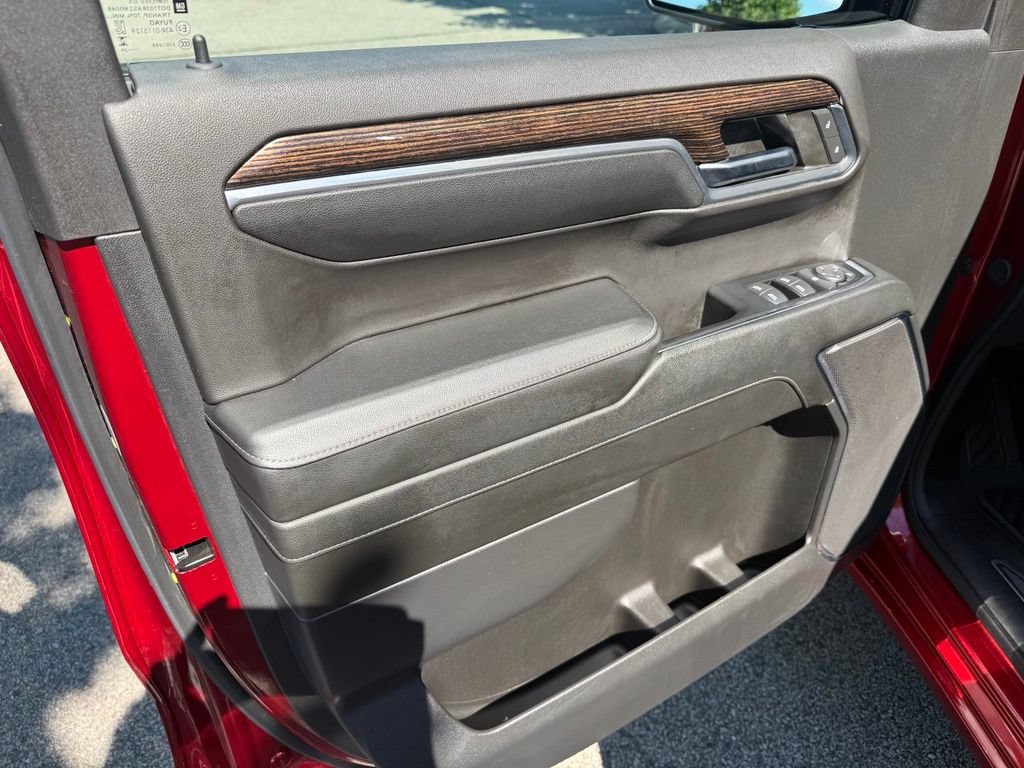 Used 2024 GMC Sierra 1500 Elevation AWD/4WD image 13