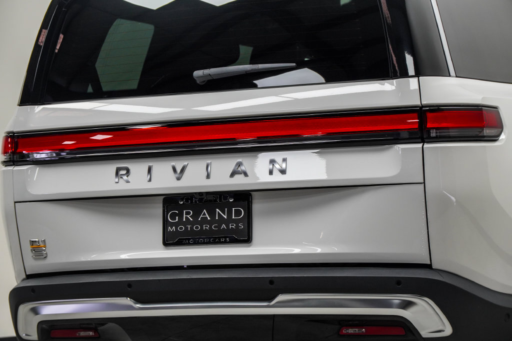 Used 2023 Rivian R1S Adventure Quad AWD/4WD image 14