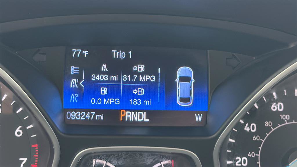 Used 2016 Ford Focus SE w/ SE Cold Weather Package FWD image 18