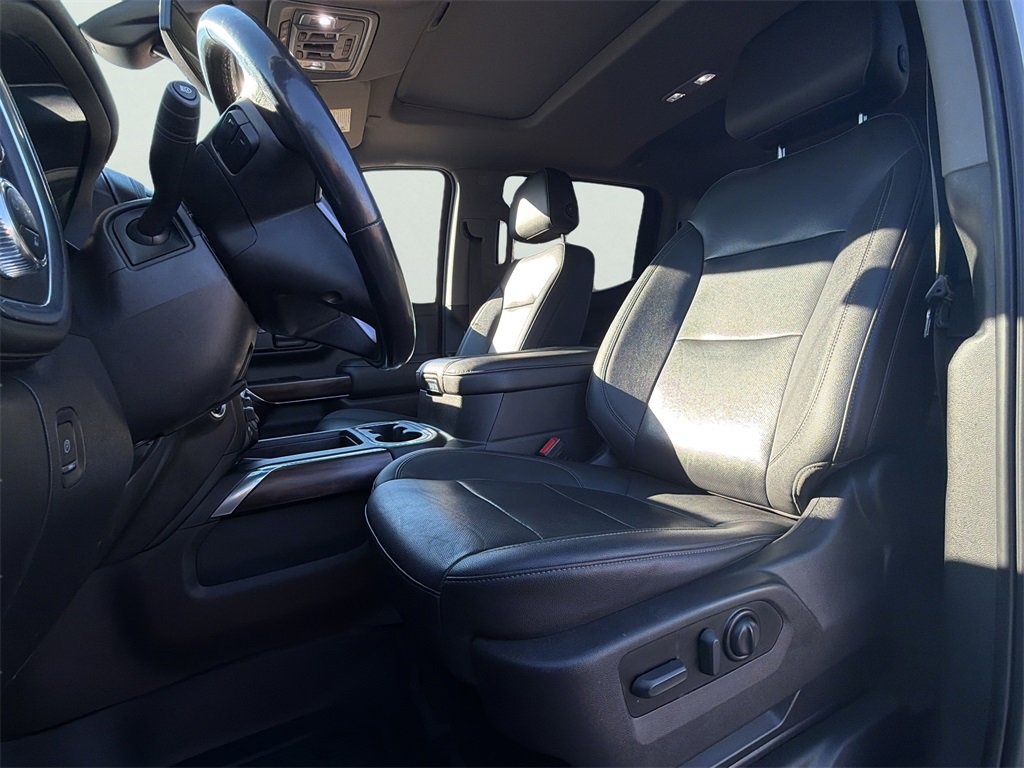 Used 2022 GMC Sierra 1500 SLT w/ SLT Premium Plus Package image 2