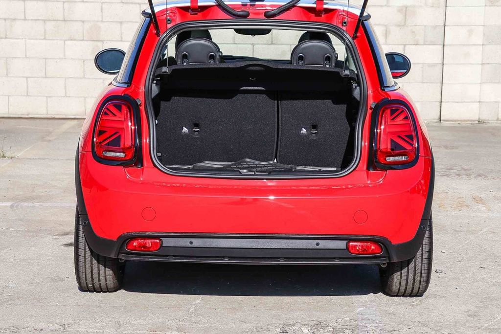 Used 2024 MINI Cooper SE image 33