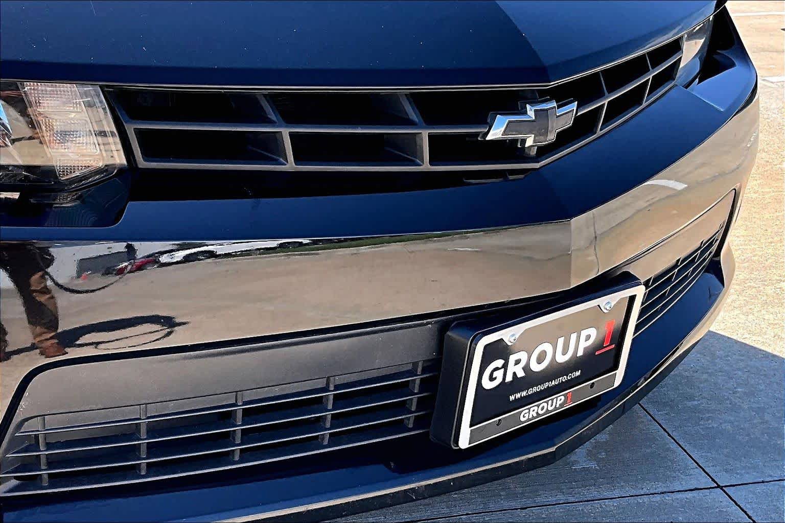 Used 2015 Chevrolet Camaro LS RWD image 28