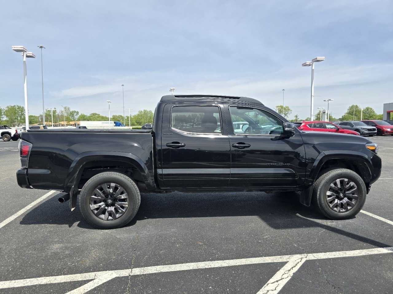 Used 2023 Toyota Tacoma Limited w/ Nightshade Package AWD/4WD image 8