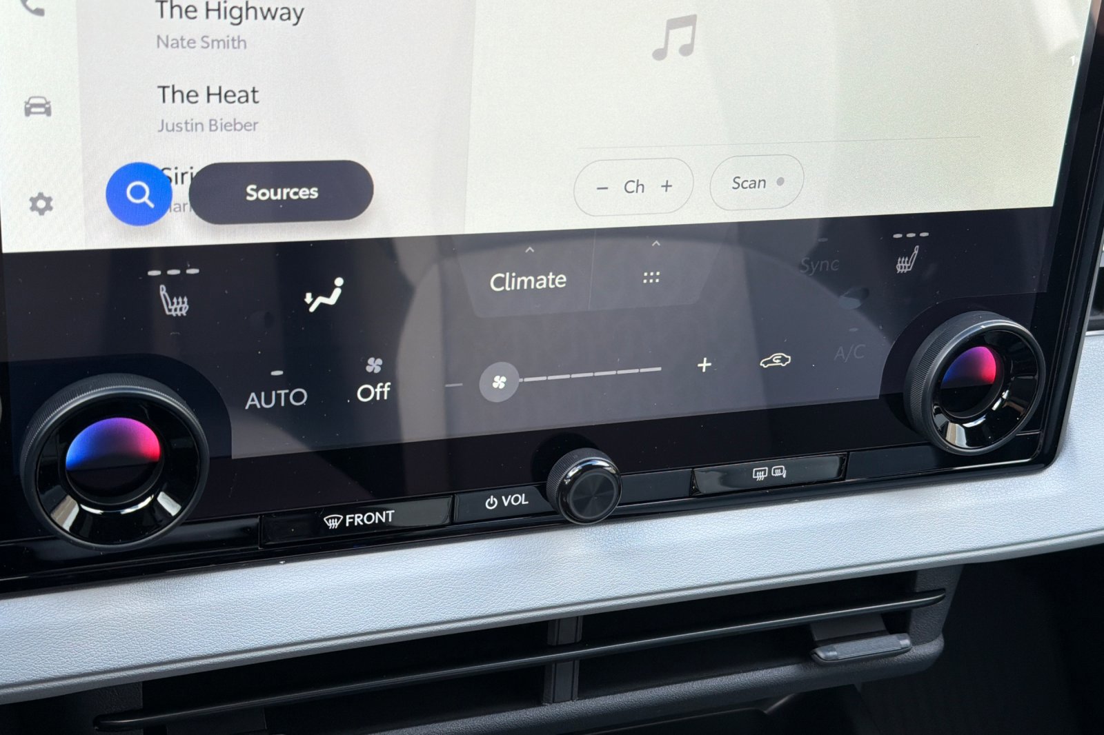 New 2026 Subaru Solterra Premium image 20