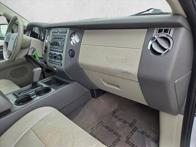 Used 2011 Ford Expedition EL XLT RWD image 19