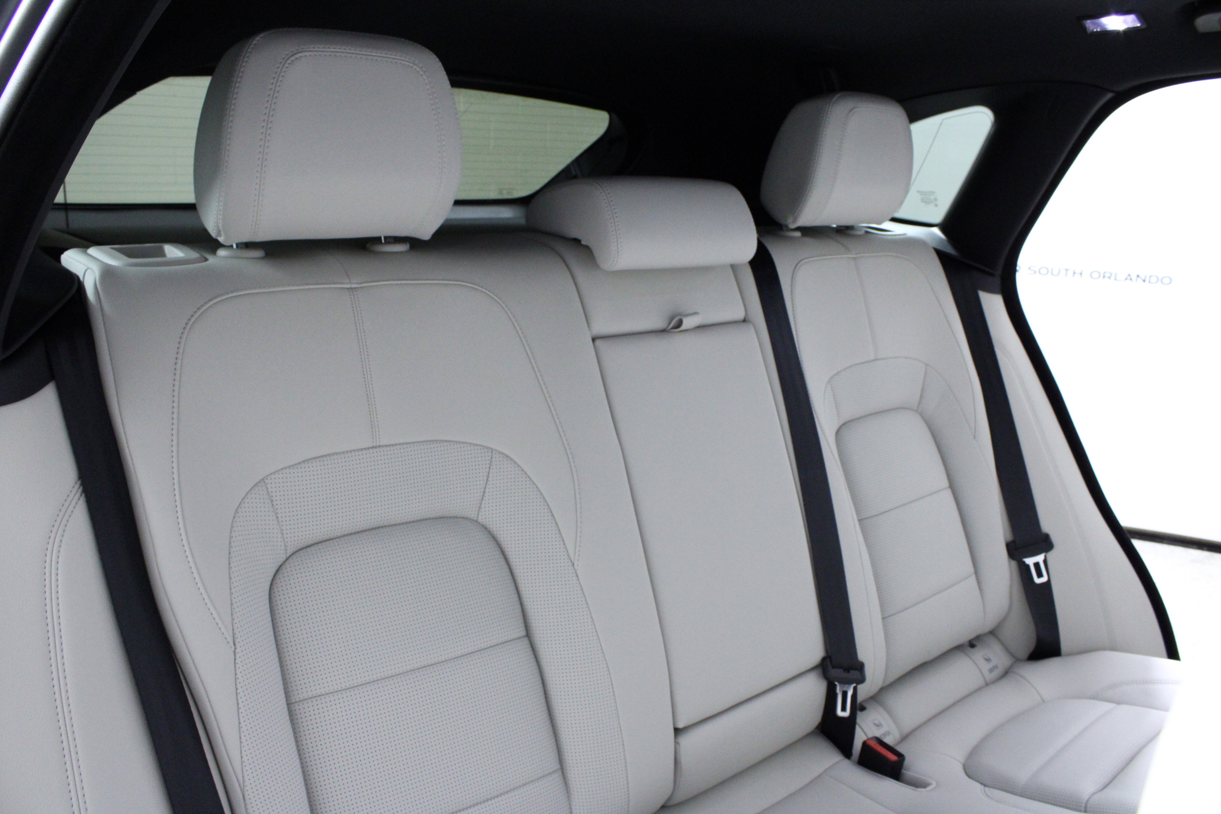 Used 2025 Jaguar F-PACE R-Dynamic S image 13