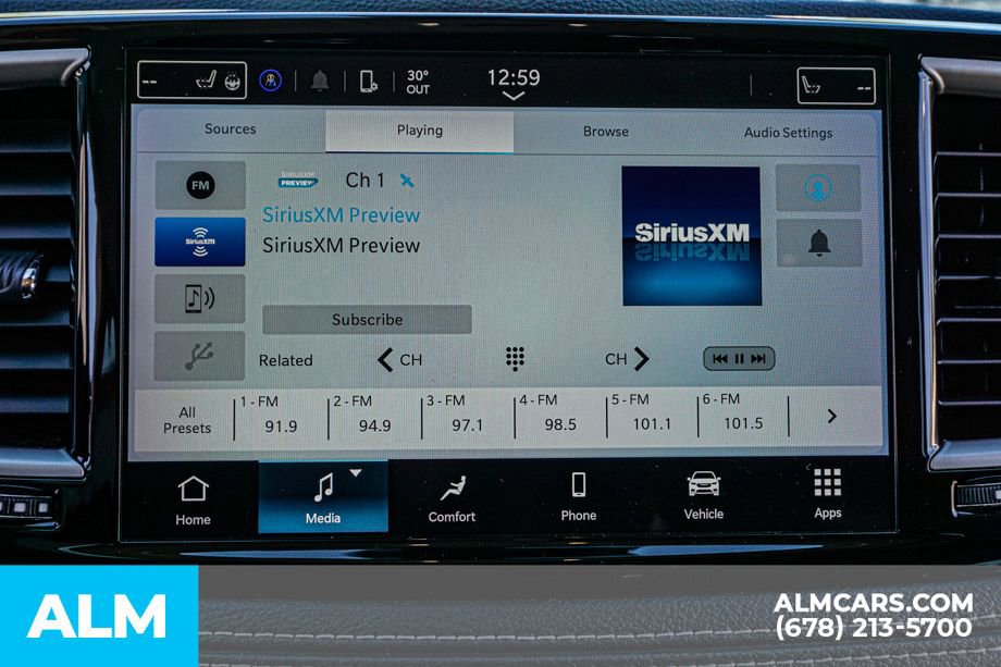 Used 2023 Chrysler Pacifica Touring-L image 45