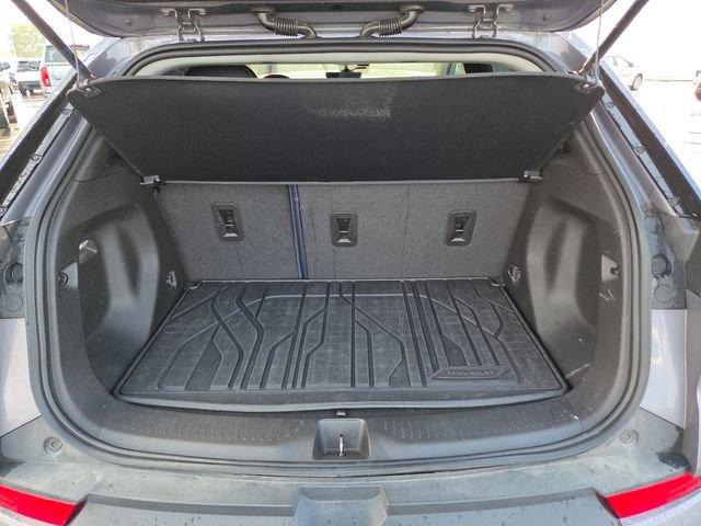 Used 2022 Chevrolet Bolt EUV Premier w/ Sun & Sound Package FWD image 21