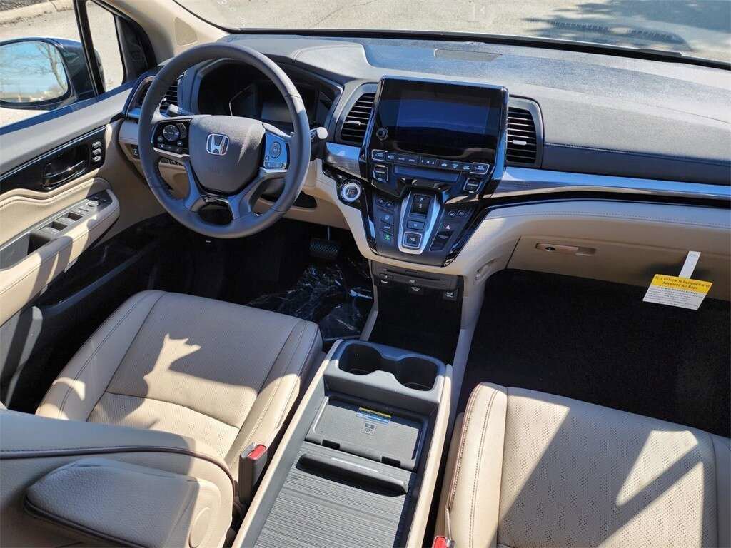 Used 2023 Honda Odyssey Elite image 20