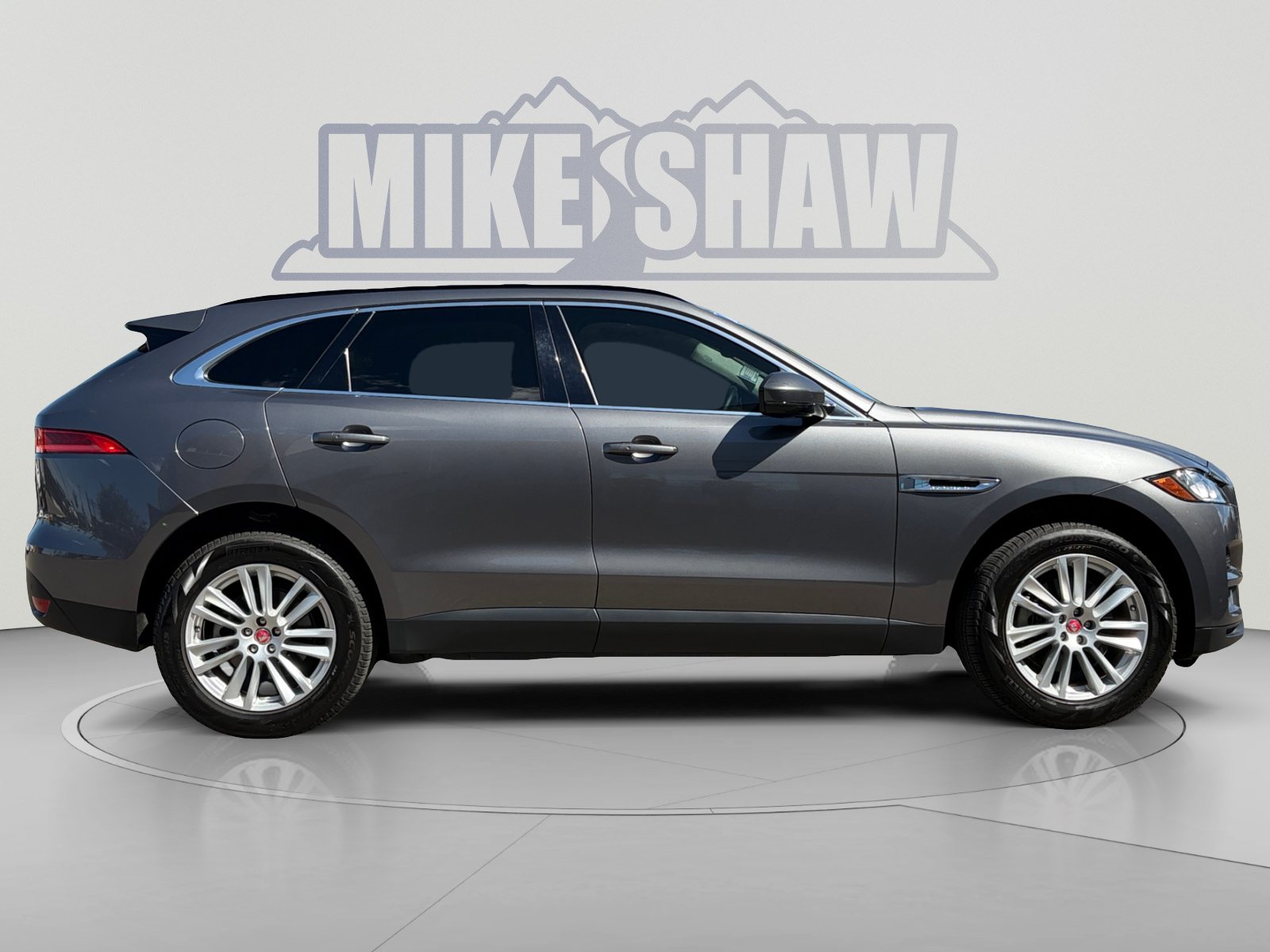 Used 2019 Jaguar F-PACE Prestige AWD/4WD image 6