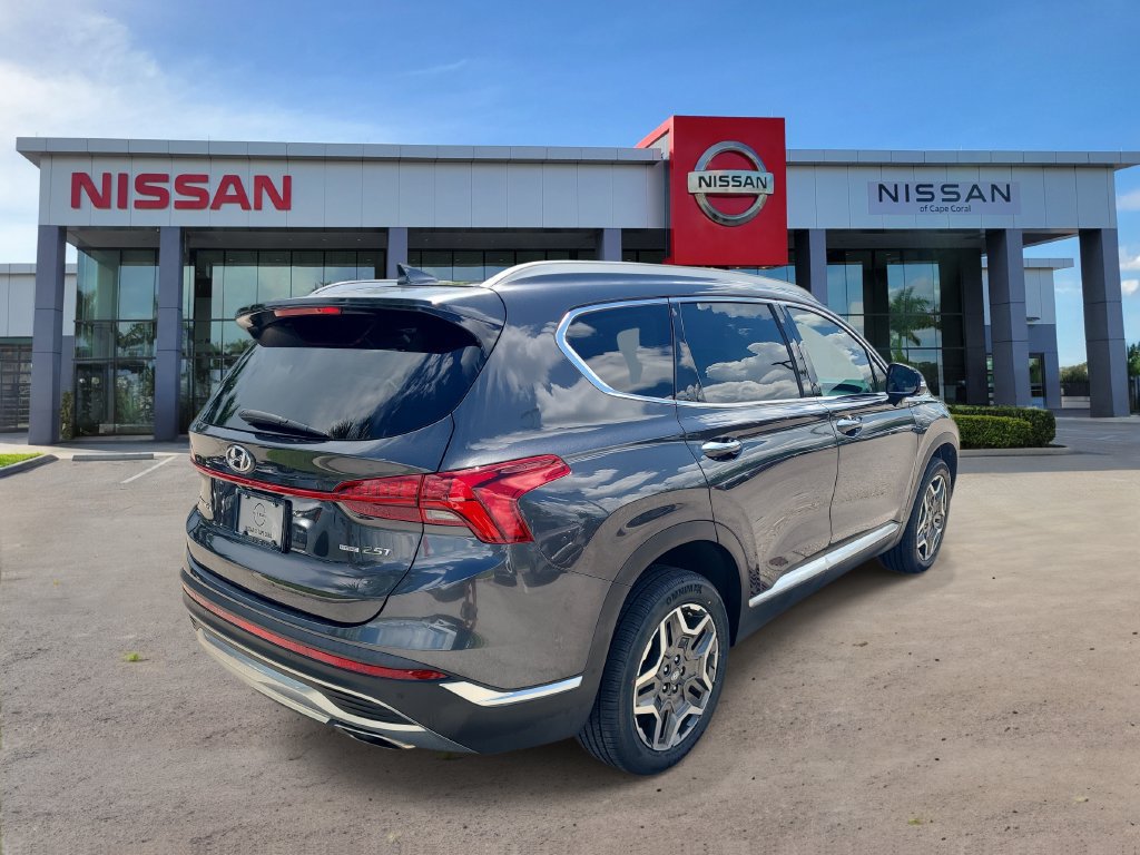 Used 2021 Hyundai Santa Fe Limited w/ Cargo Package AWD/4WD image 2