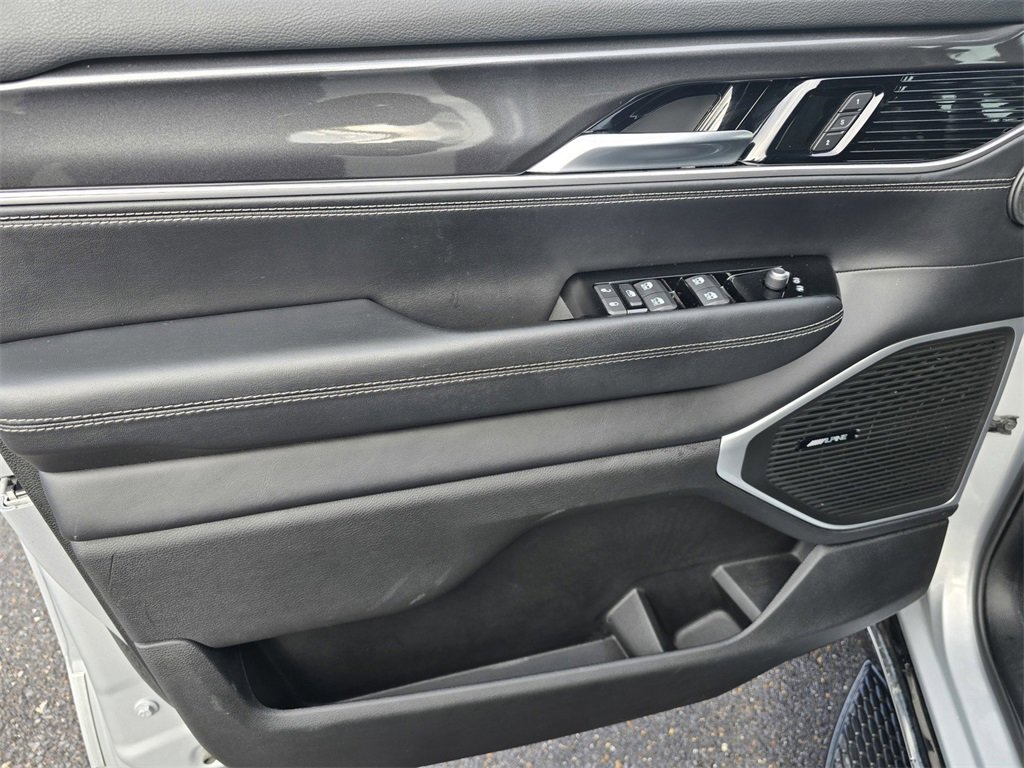 Used 2022 Jeep Wagoneer Series I image 23