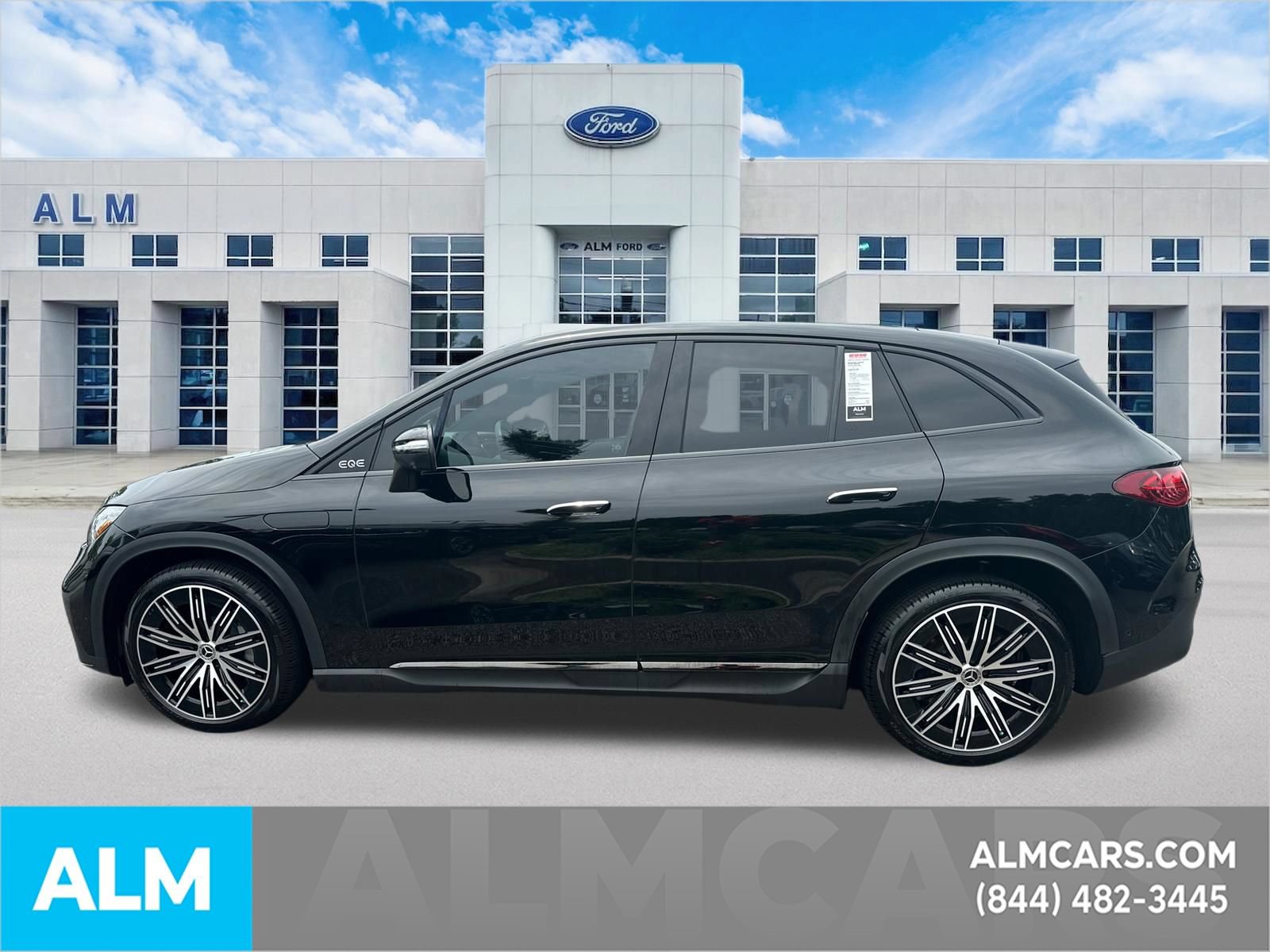Used 2024 Mercedes-Benz EQE 350+ 4MATIC SUV w/ AMG Line Exterior Package image 9