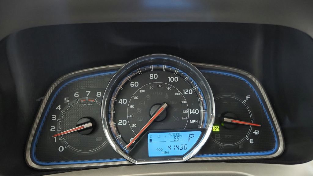Used 2015 Toyota RAV4 Limited AWD/4WD image 27