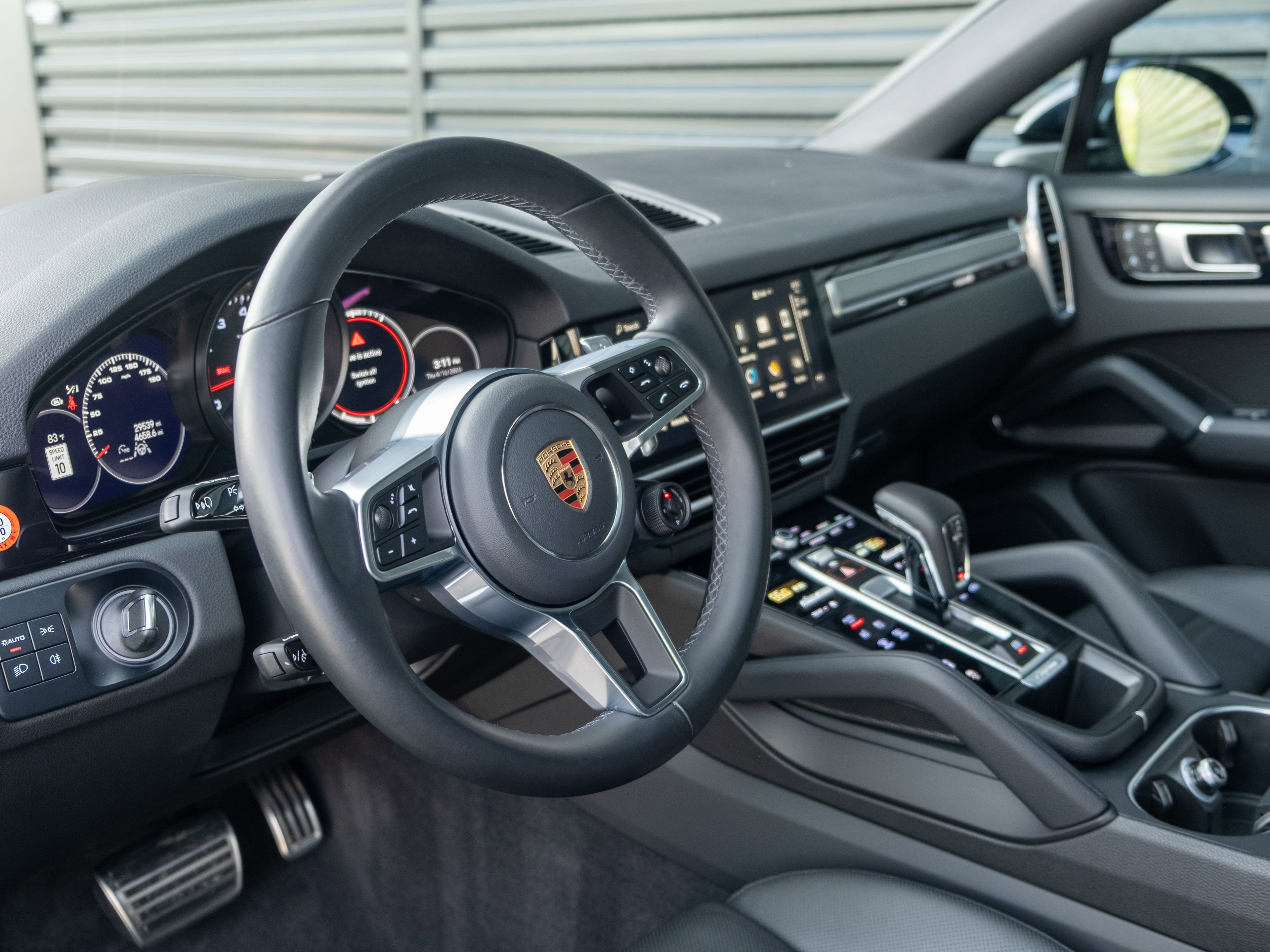 Certified 2023 Porsche Cayenne S AWD/4WD image 4