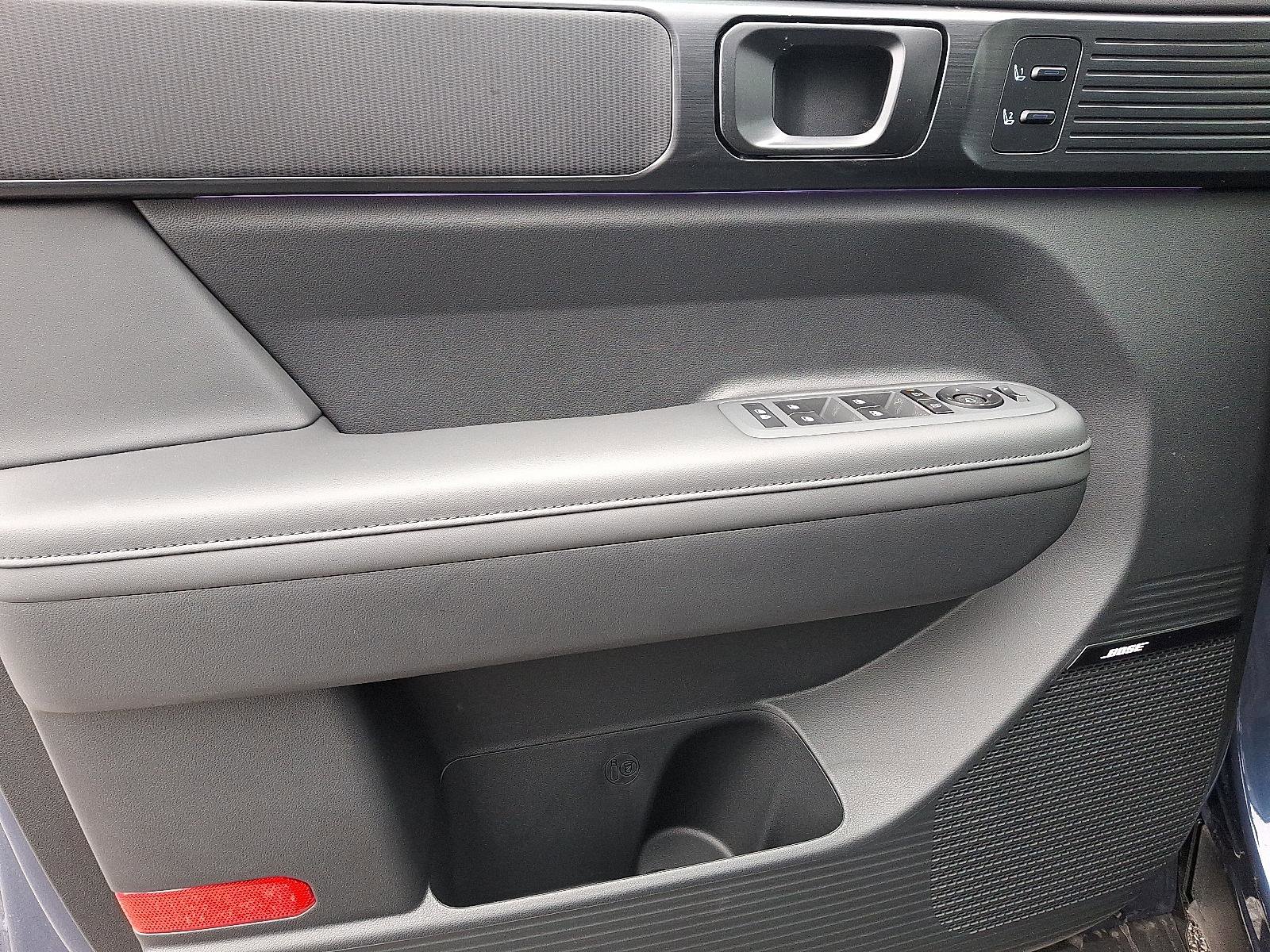 New 2026 Hyundai Santa Fe Calligraphy AWD/4WD image 8