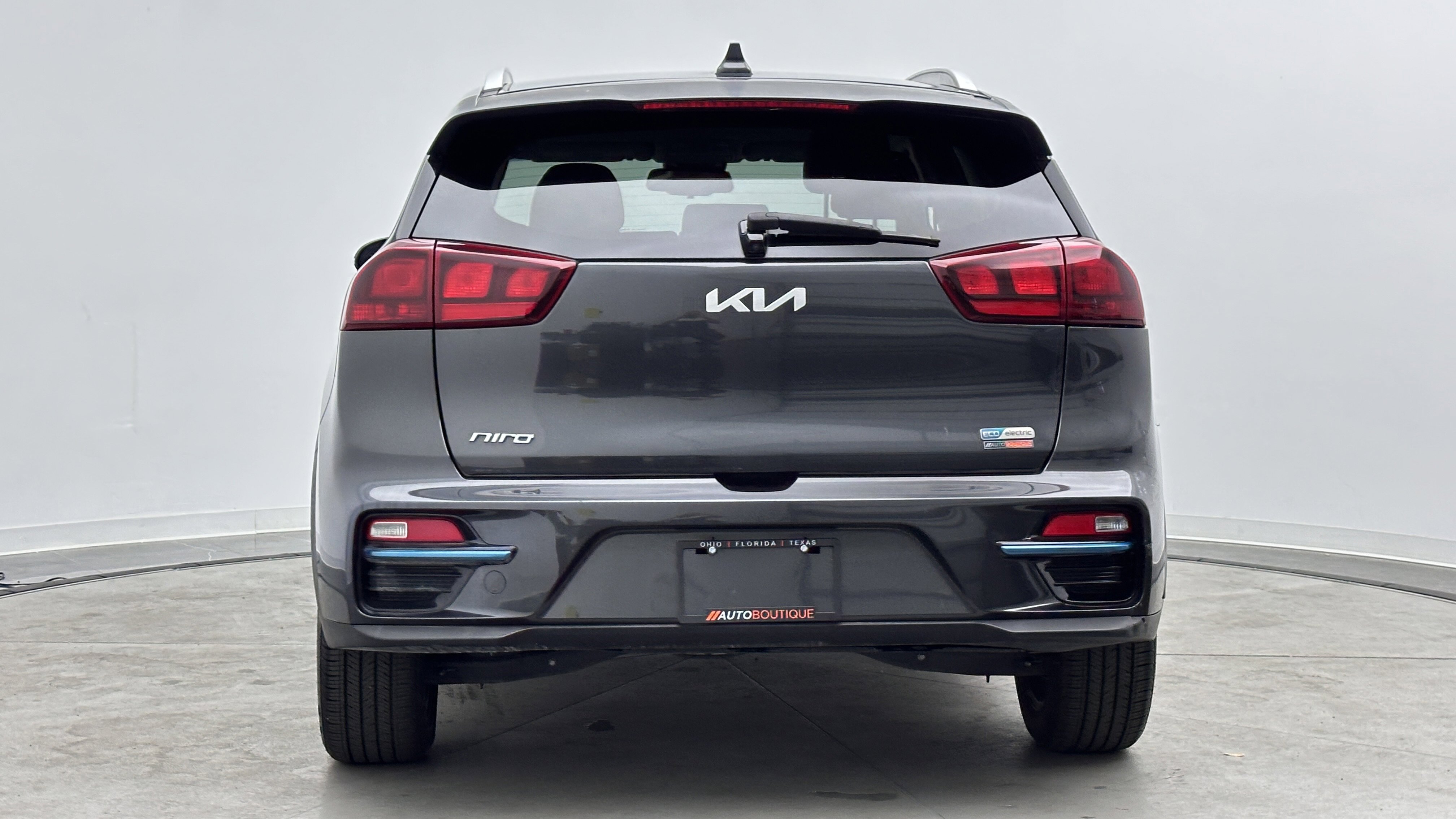 Used 2022 Kia Niro EX FWD image 7