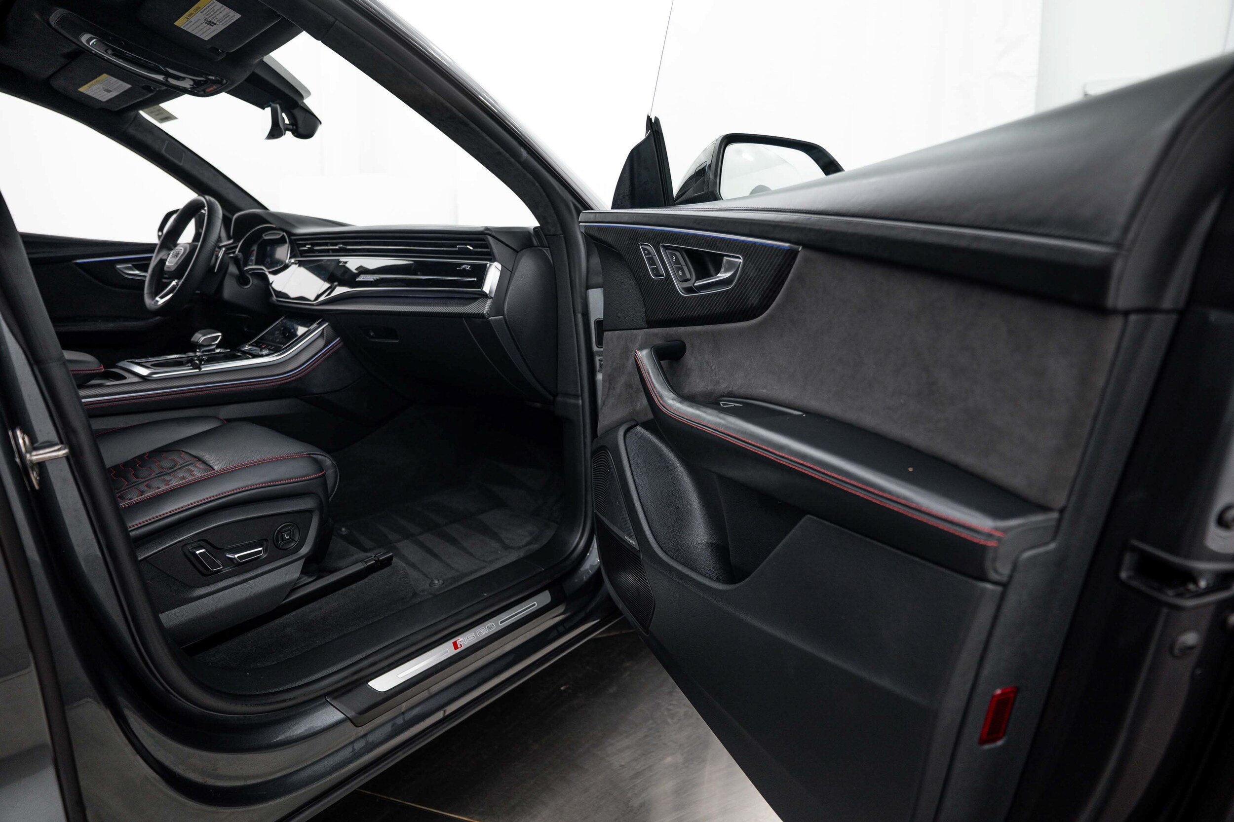 Used 2021 Audi RS Q8 AWD/4WD image 9