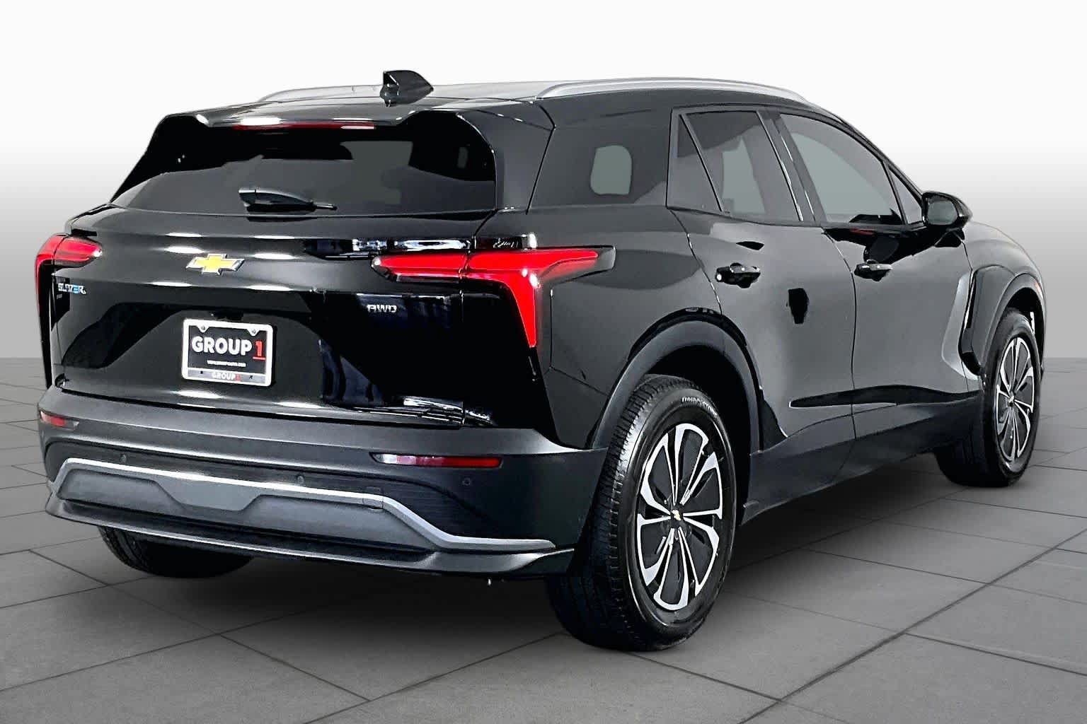 Used 2024 Chevrolet Blazer EV LT AWD/4WD image 10