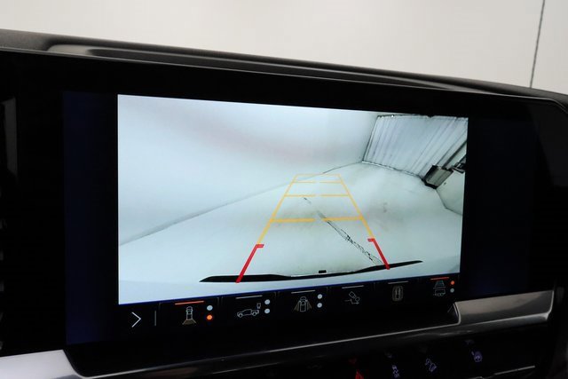 Used 2025 Chevrolet Silverado 1500 LTZ w/ Z71 Off-Road Package image 16