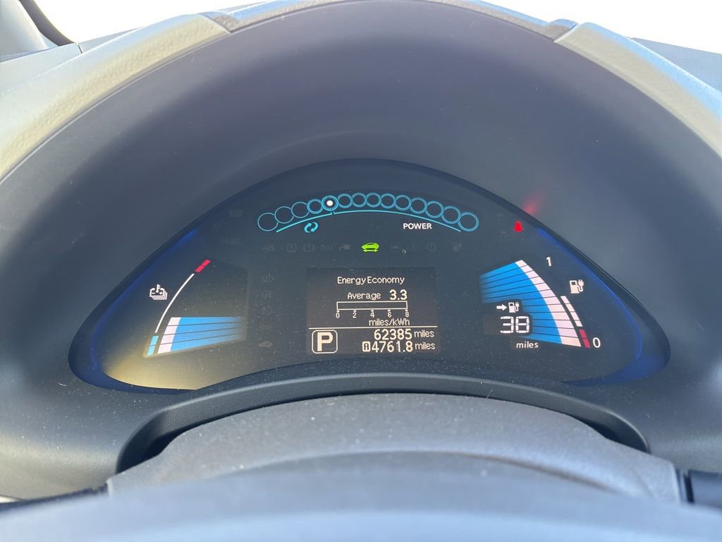 Used 2011 Nissan Leaf SL FWD image 35