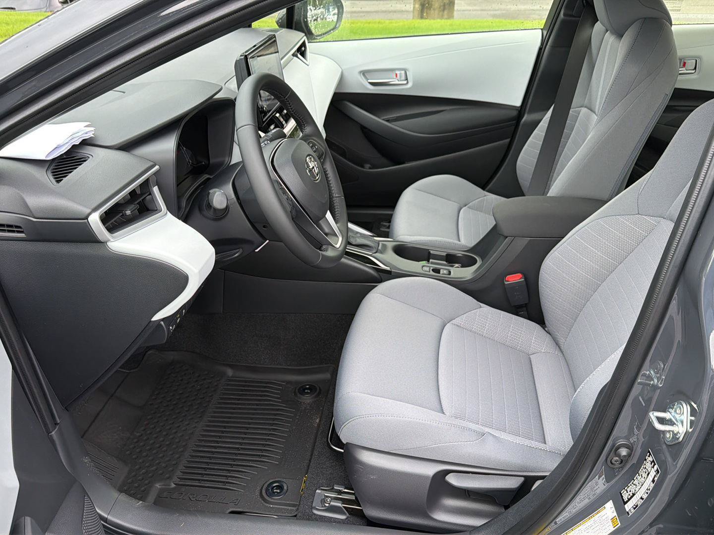 New 2026 Toyota Corolla SE FWD image 10