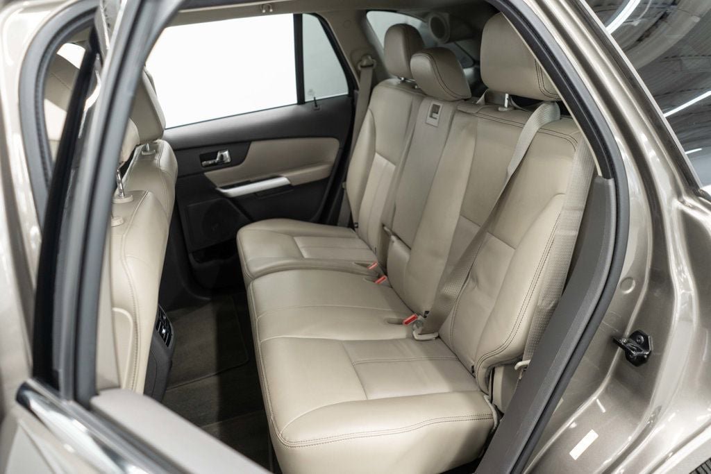 Used 2013 Ford Edge Limited AWD/4WD image 24