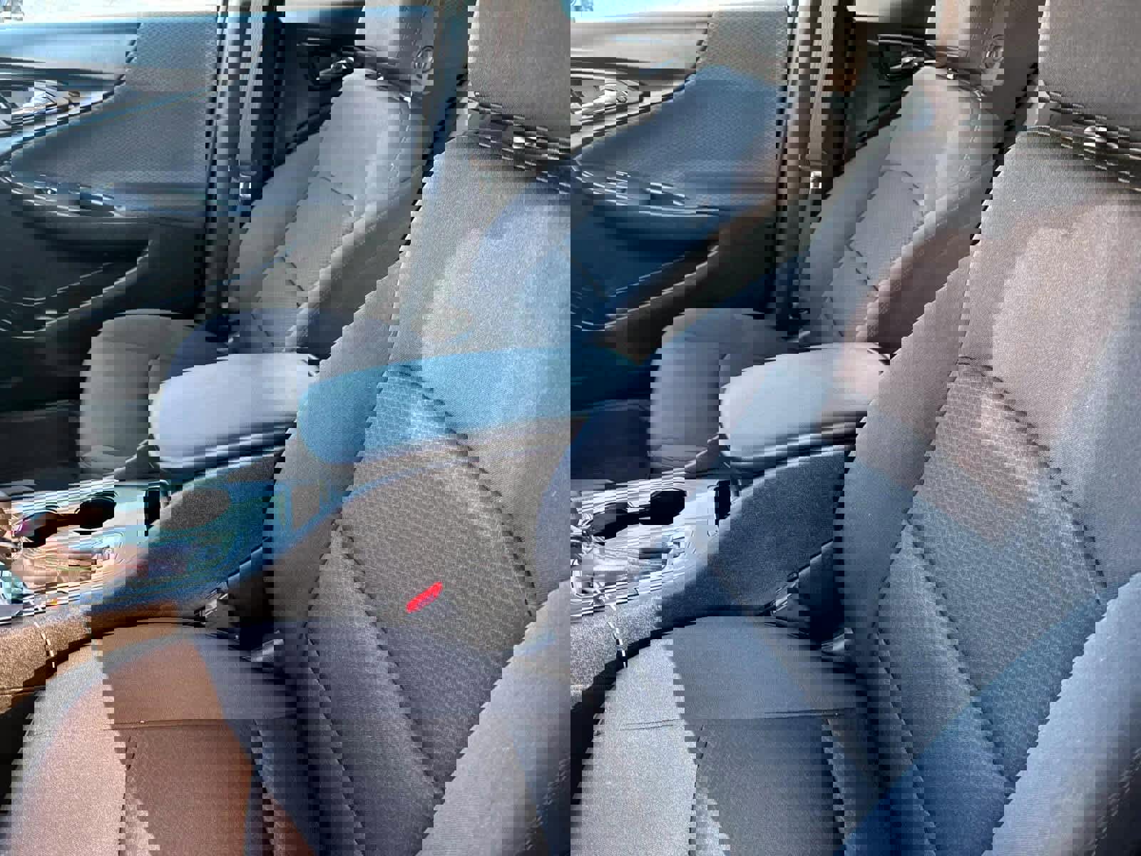 Used 2022 Chevrolet Malibu RS image 14