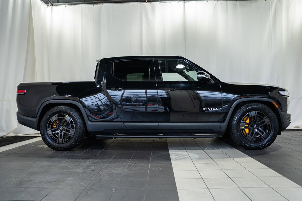 Used 2022 Rivian R1T Adventure image 3