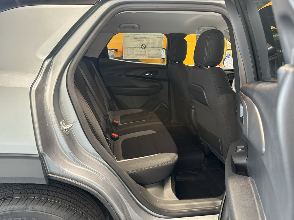 New 2026 Chevrolet TrailBlazer LT w/ LT Cold Weather Package AWD/4WD image 18