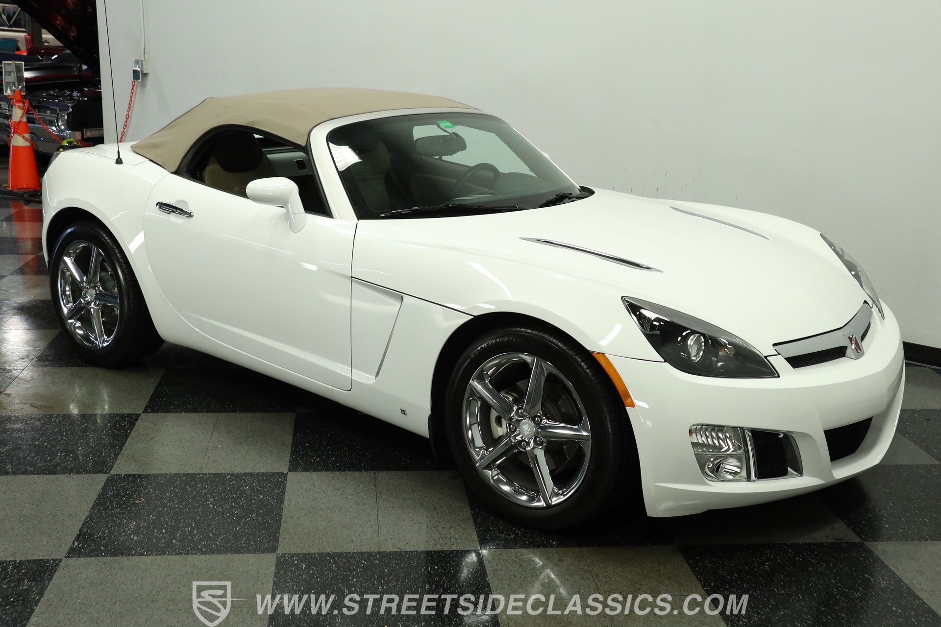 Used 2009 Saturn Sky Red Line image 14